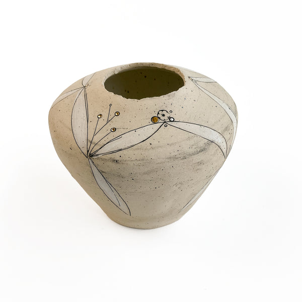 Leaf Span Vase