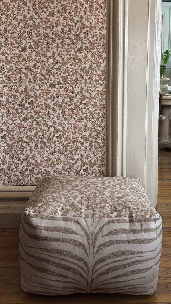 Field Flower Matte Wallpaper – Mallow and Moss