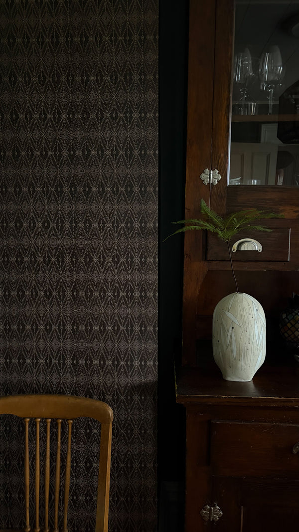 Seed Diamond Matte Wallpaper – Chocolate