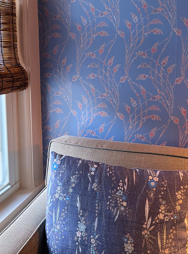 Flora Flow Matte Wallpaper- Powder Blue
