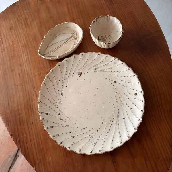 Scalloped Plate